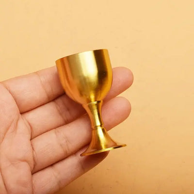 https://ae01.alicdn.com/kf/S4d0ce142f2bc43c699516b40fcbe6c3fN/1Pcs-Brass-Chalice-Cup-Cocktail-Wine-Goblet-Brass-Beverage-Goblet-Metal-Liquor-Cup-for-Party-Home.jpg_640x640.jpg